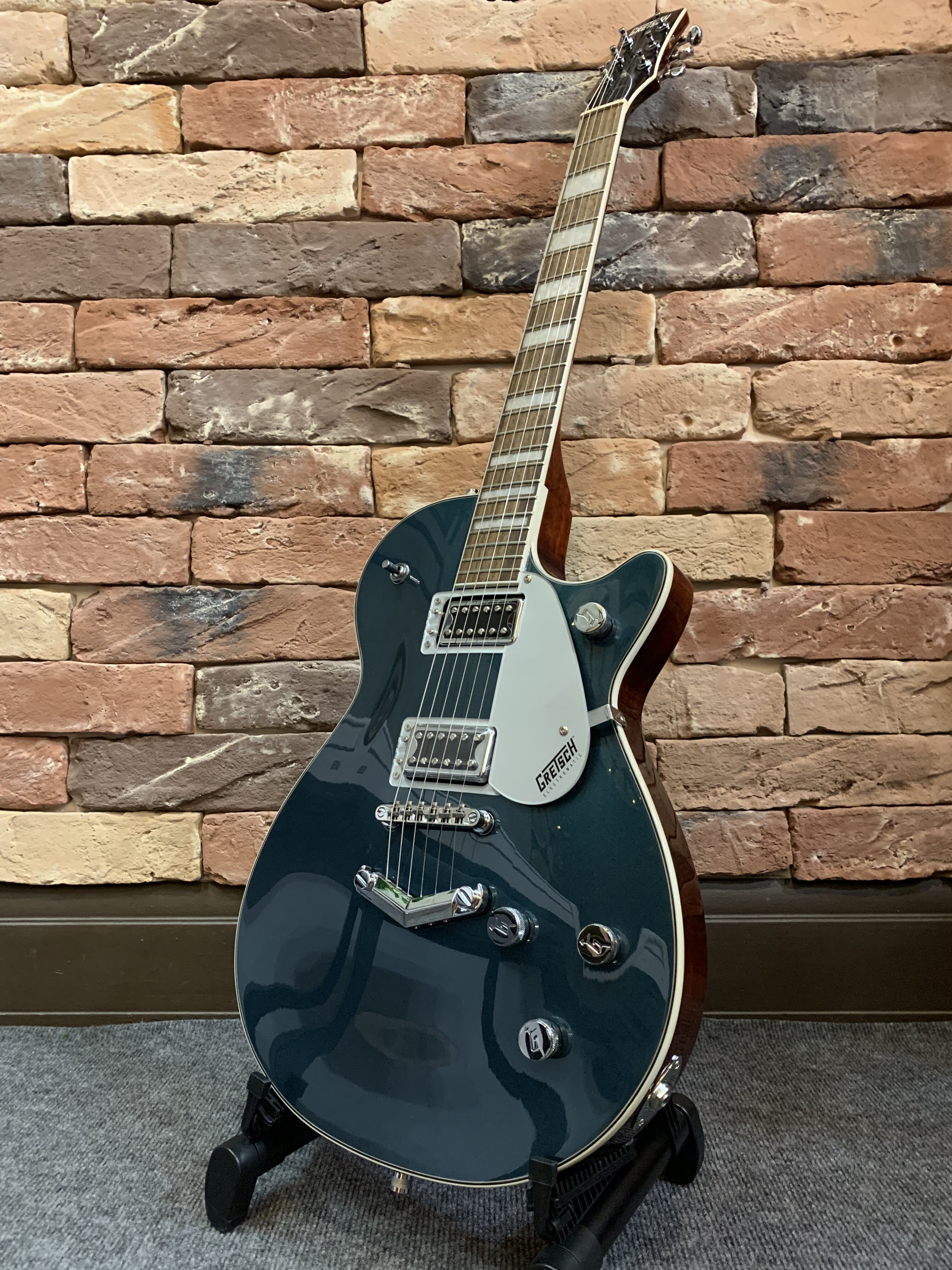 Электрогитара Gretsch G5220 V-Stoptail Jade Grey - изображение 9