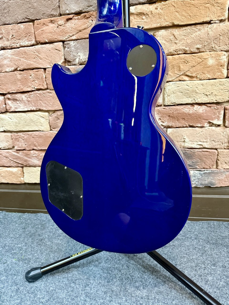 Электрогитара Epiphone Les Paul Standard 60s Figured Blueberry Burst - изображение 2