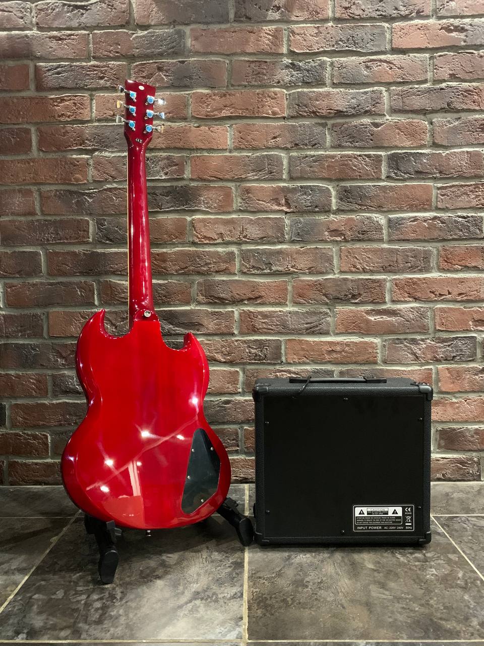 Леворукая Электрогитара Harley Benton SG-LH + Мощный Комбик 15 ват с Перегрузом - изображение 2