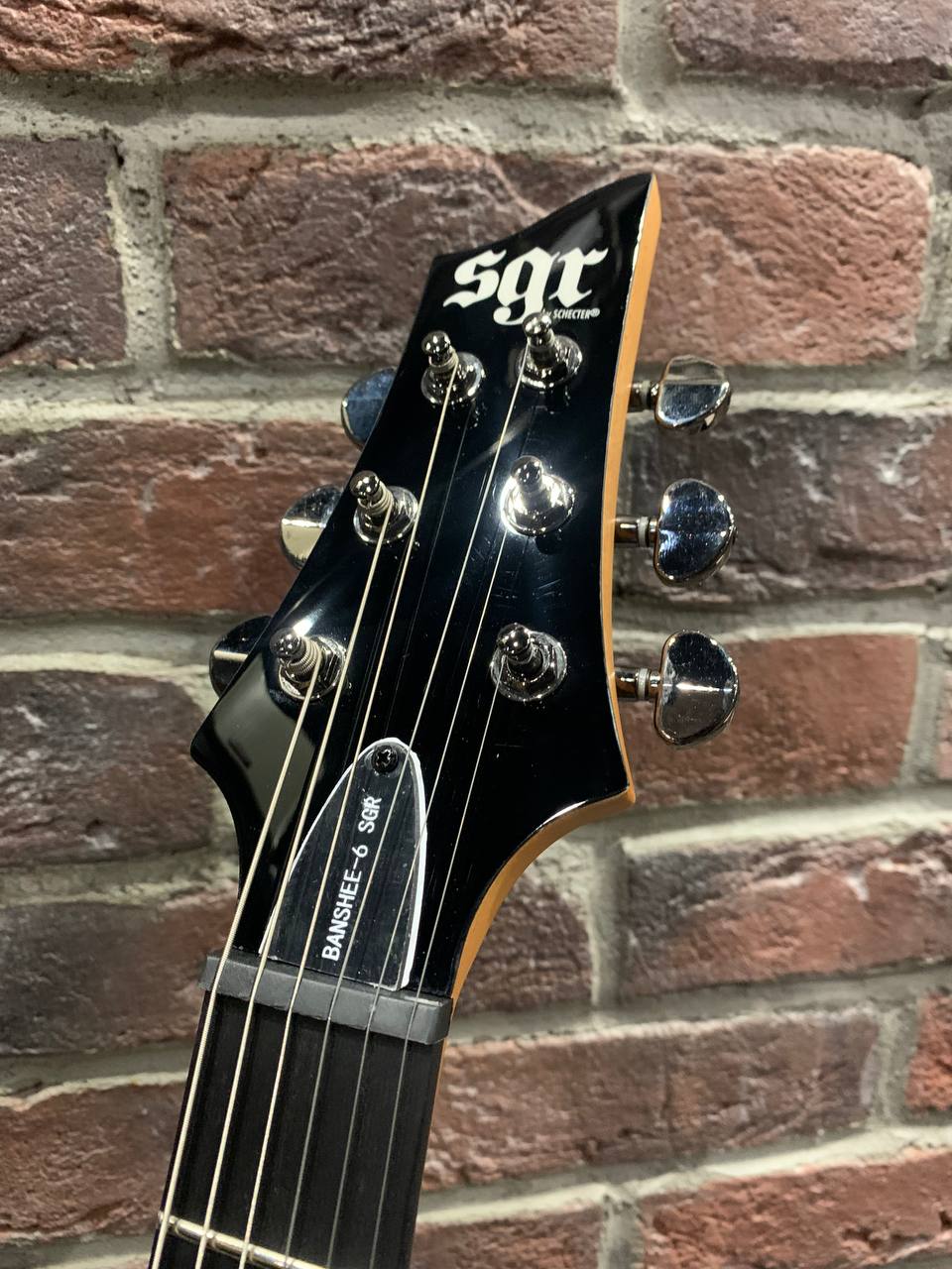 Электрогитара Schecter Banshee-6 Black - изображение 7