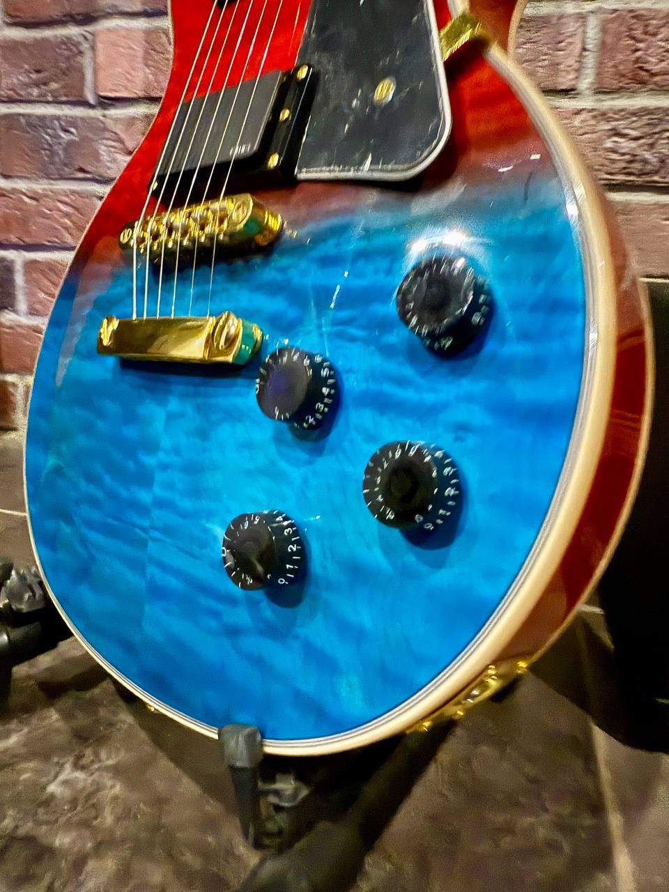 Электрогитара Les Paul Aion EMG + Цифровой Комбик с Эффектами и Драм Машиной - изображение 6