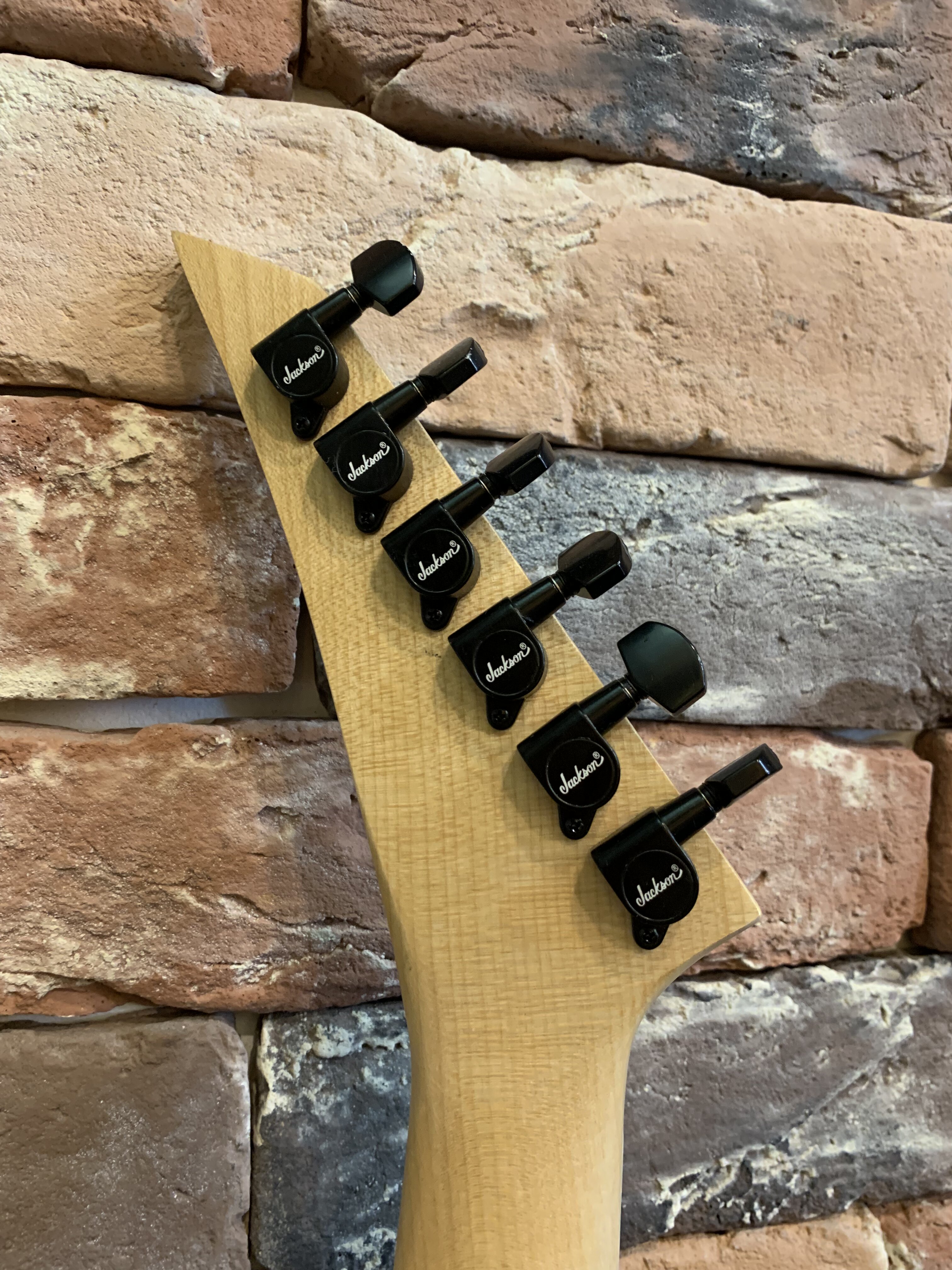 Электрогитара Jackson JS20 DKQ Green Burst - изображение 8