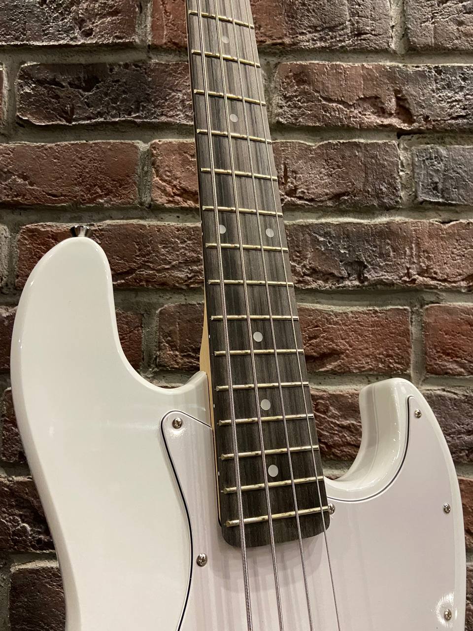 Бас Гитара Jazz Bass White Edition - изображение 5