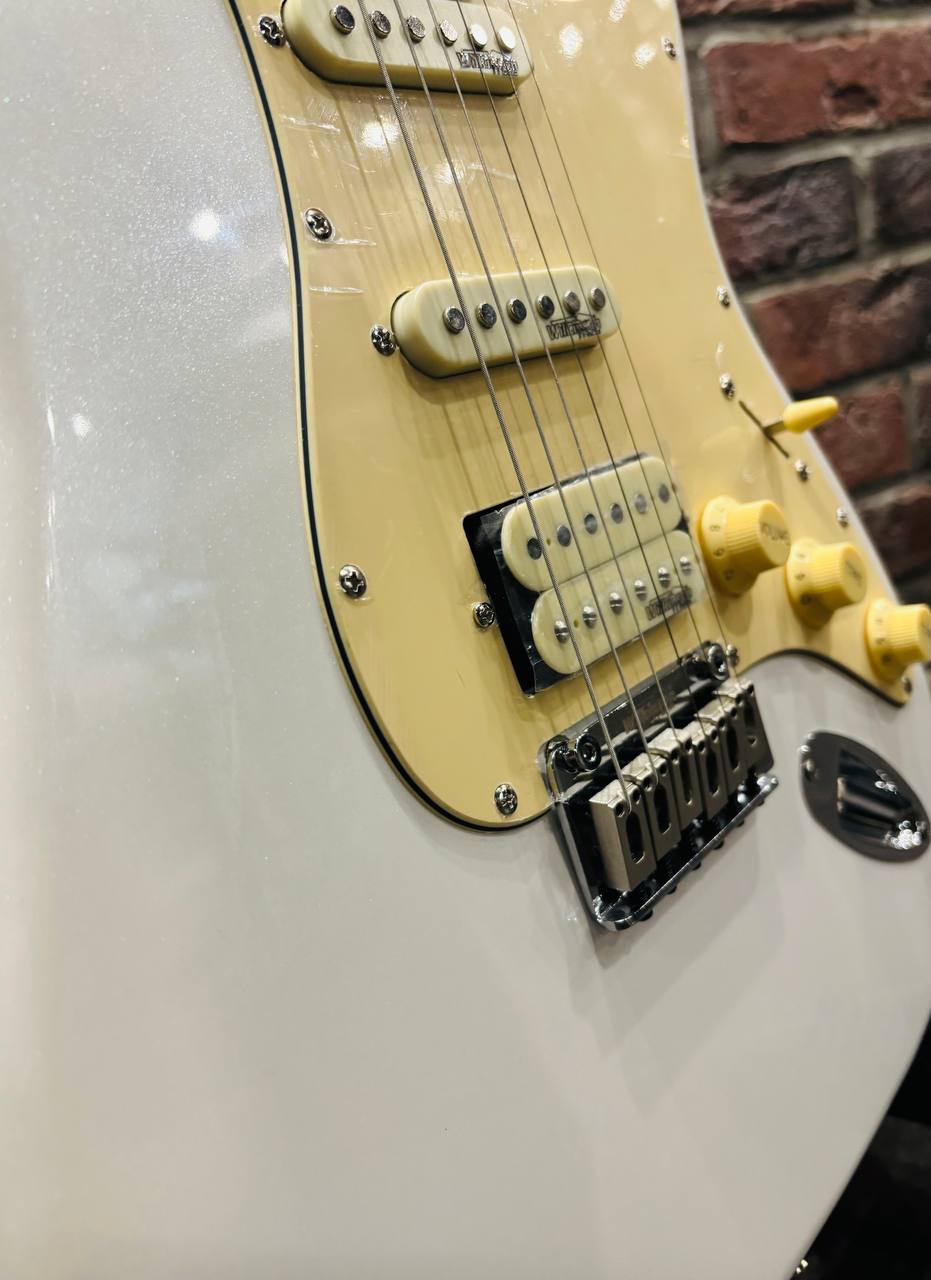 Электрогитара Shinobi HSS-WH (аналог Fender) (Корея) - изображение 4