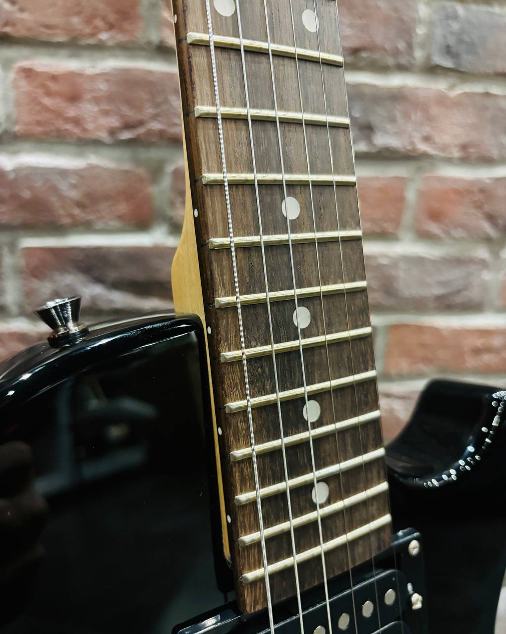 Электрогитара Les Paul HH + Цифровой Комбик NUX MK-2 (комплект) - изображение 5