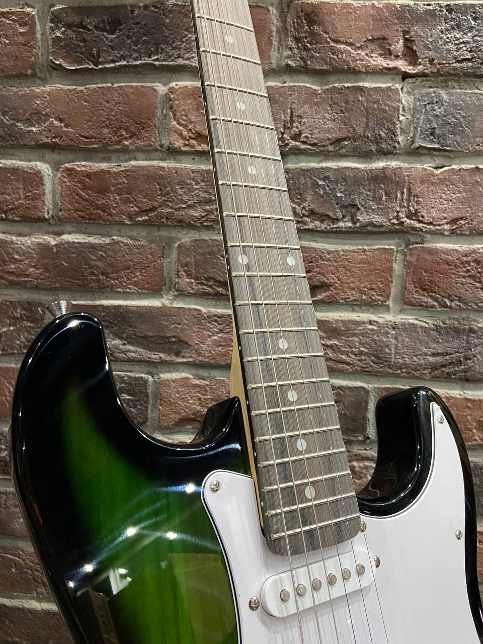 Электрогитара Stratocaster HSS GR - изображение 5