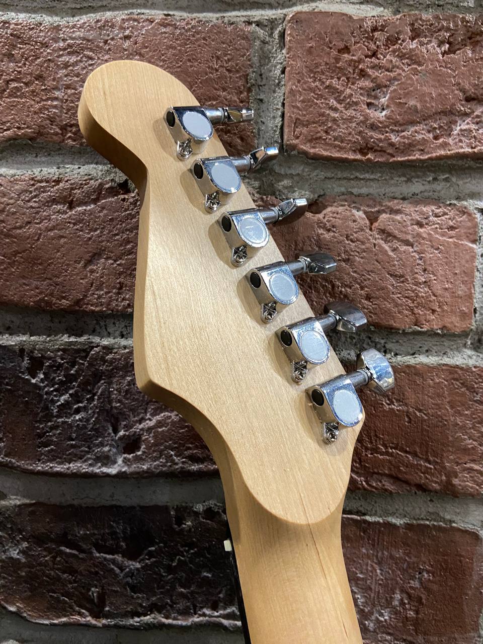 Электрогитара Stratocaster HSS GR - изображение 7