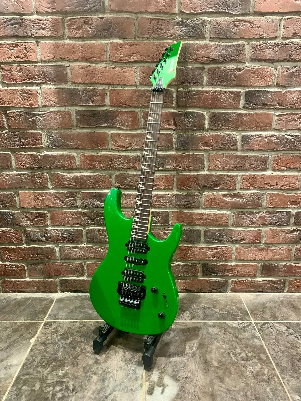 Электрогитара Tricend Green HSH (аналог Jackson) - изображение 9