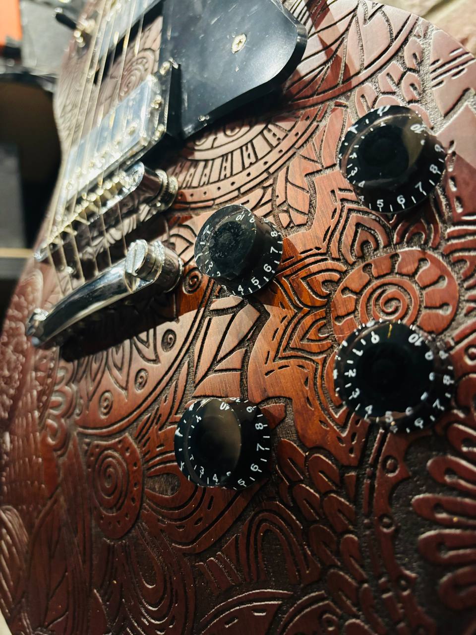 Электрогитара Les Paul Tario HH Custom Shop - изображение 4