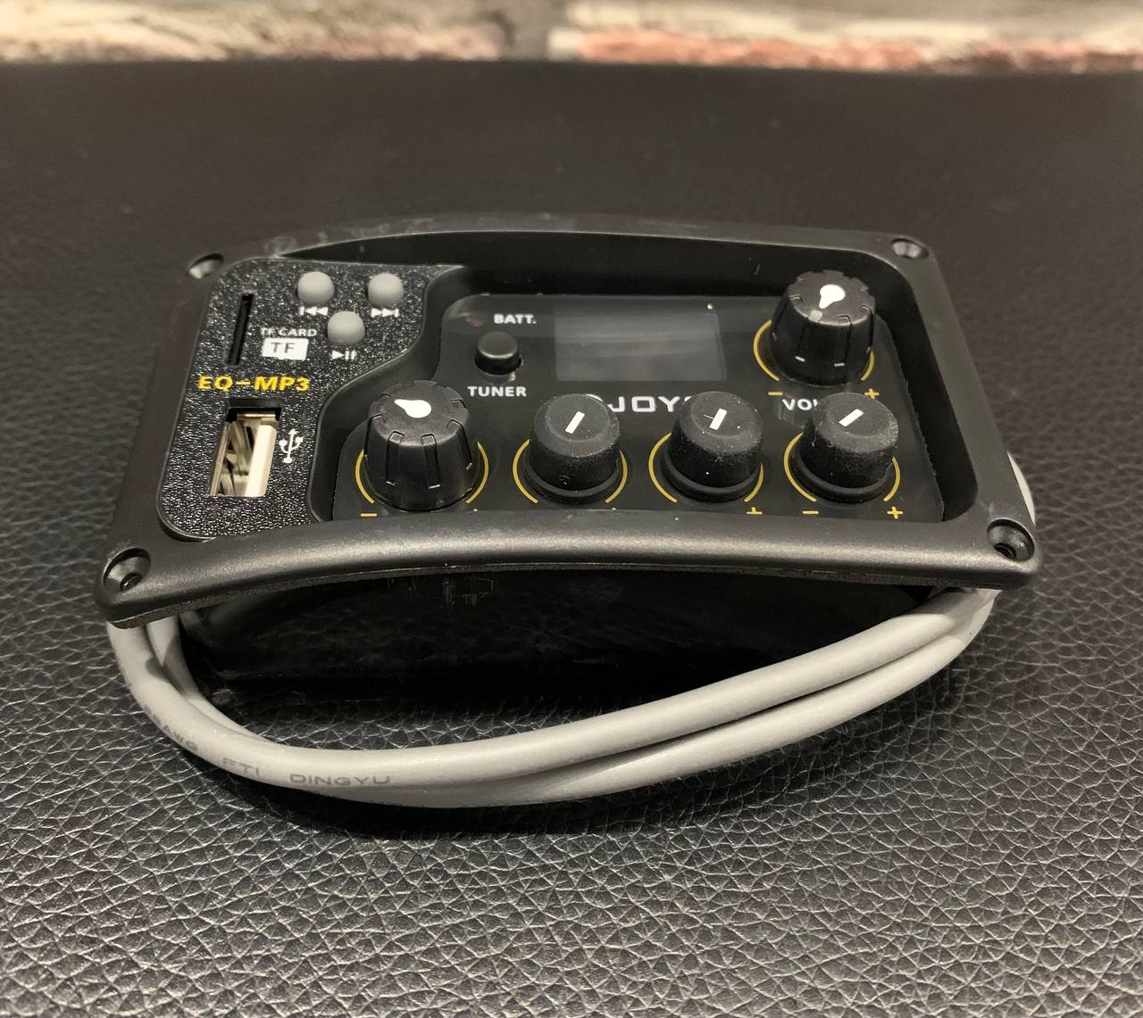 Гитарный Звукосниматель Joyo EQ-Эквалайзер с Тюнером - изображение 2