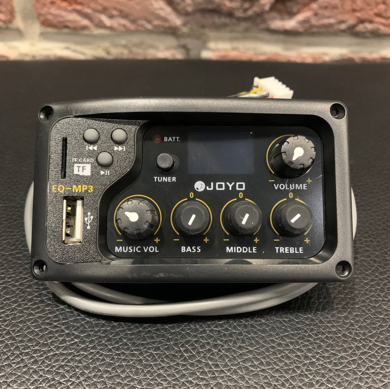 Гитарный Звукосниматель Joyo EQ-Эквалайзер с Тюнером - изображение 3