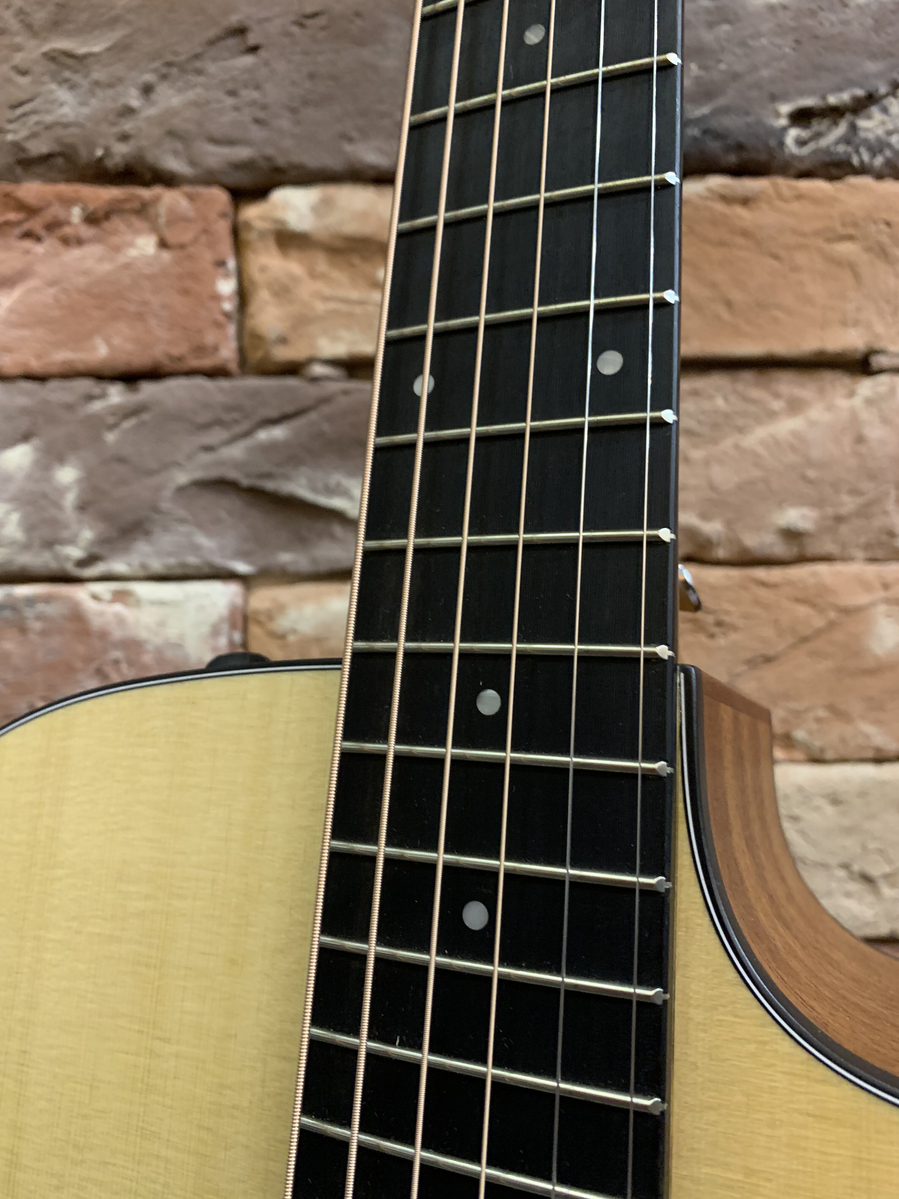 Гитара с Подключением Taylor 110 CE-Sapele (Мексика) - изображение 3