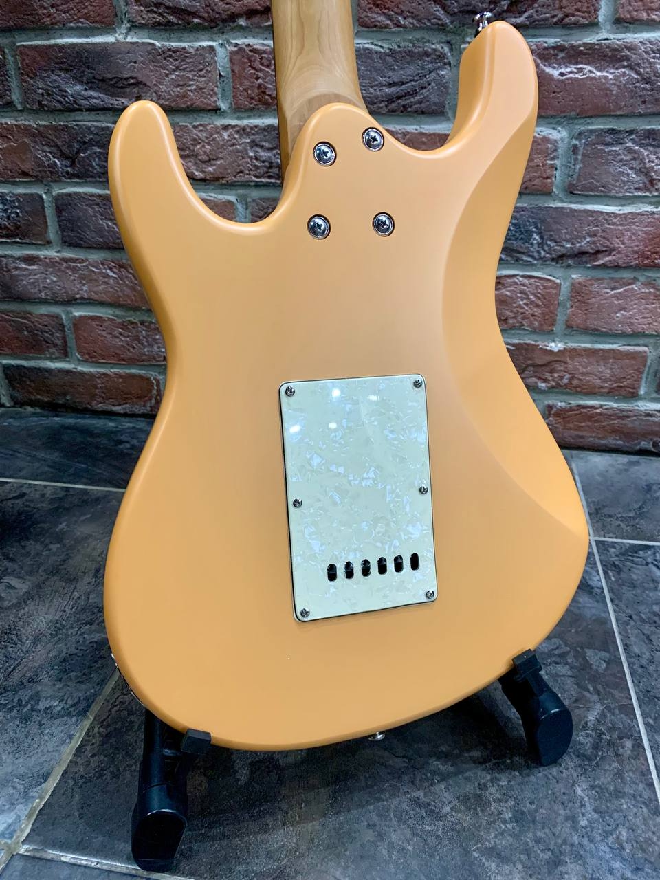 Электрогитара SuperStratocaster Grote GT-HSS (с отсечками) - изображение 2