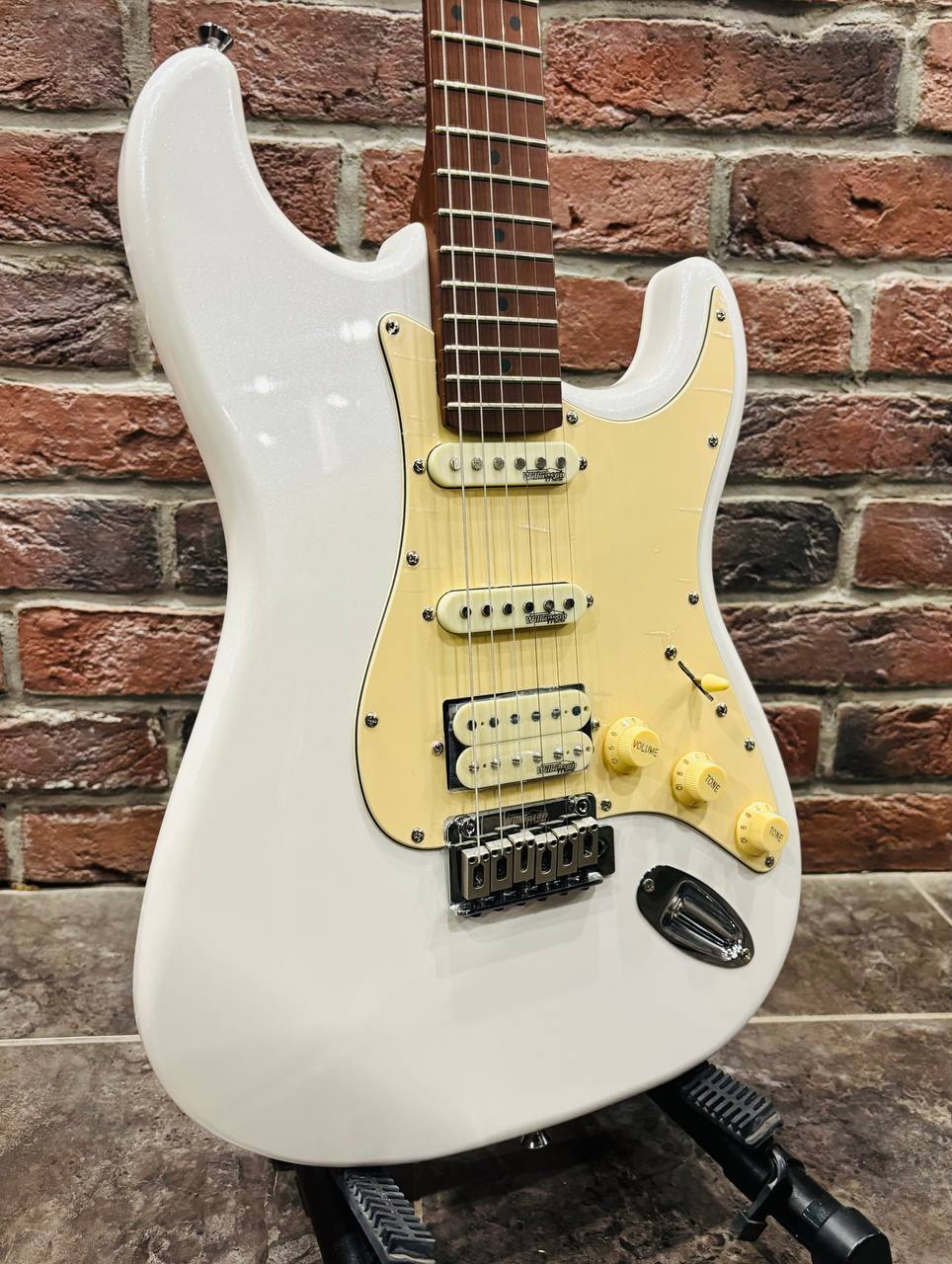 Электрогитара Shinobi Stratocaster HSS + Мощный Комбик (комплект) - изображение 5