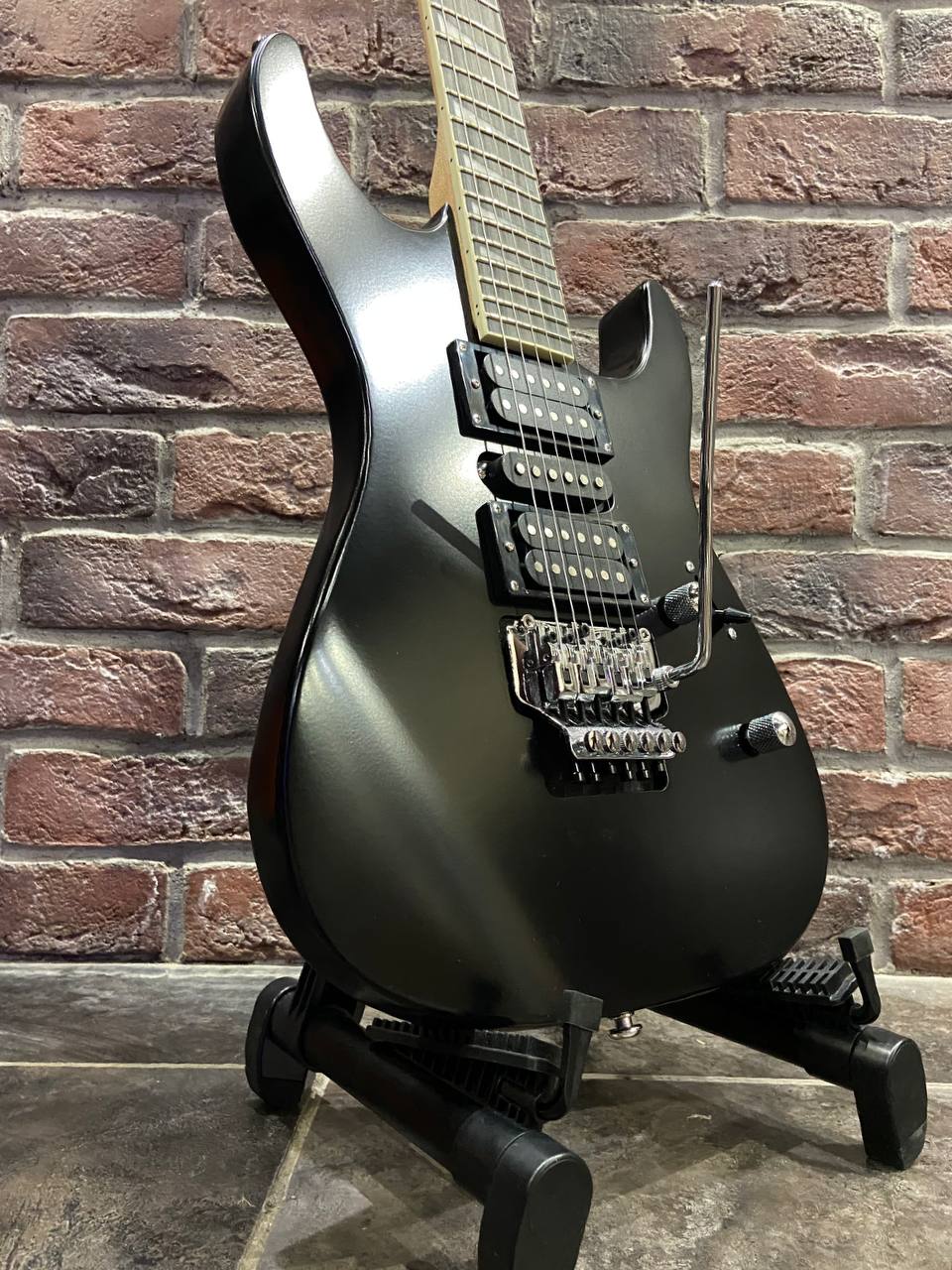 Электрогитара Fabio HHS с Floyd Rose - изображение 5