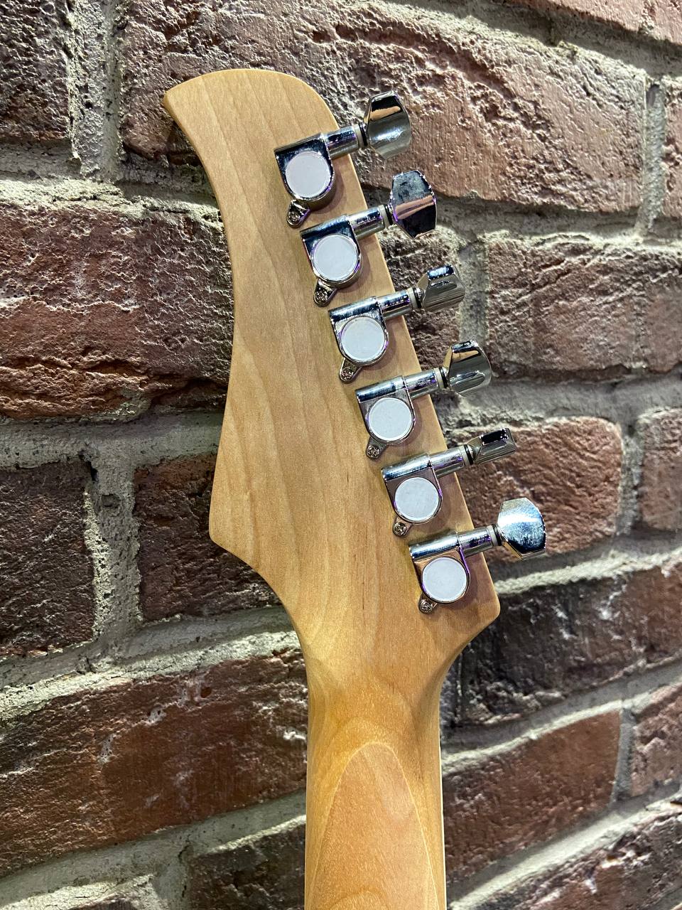 Электрогитара Fabio HHS с Floyd Rose - изображение 7