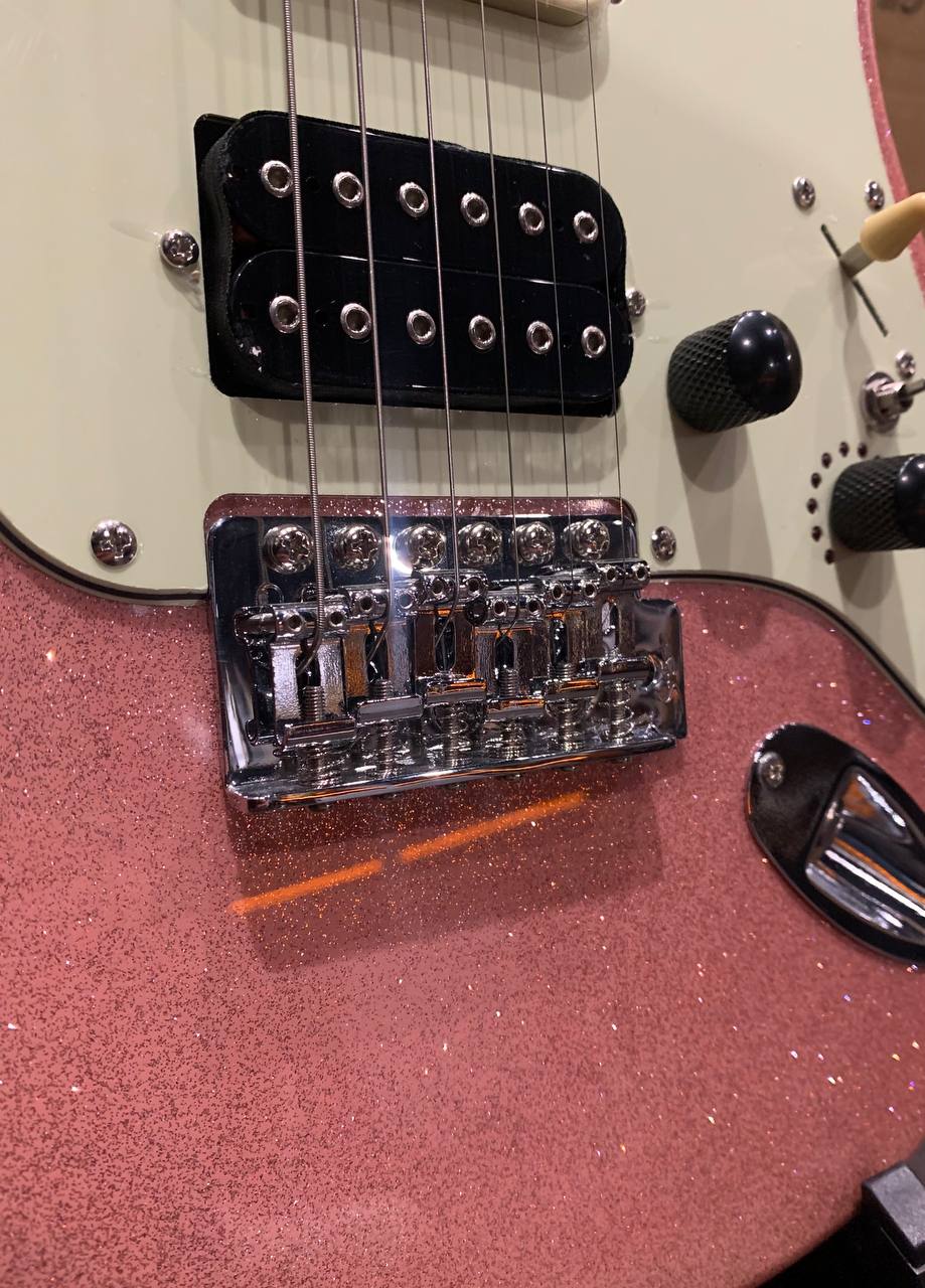 Электрогитара-Процессор Smiger Stratocaster PK (8 Звучаний) - изображение 3