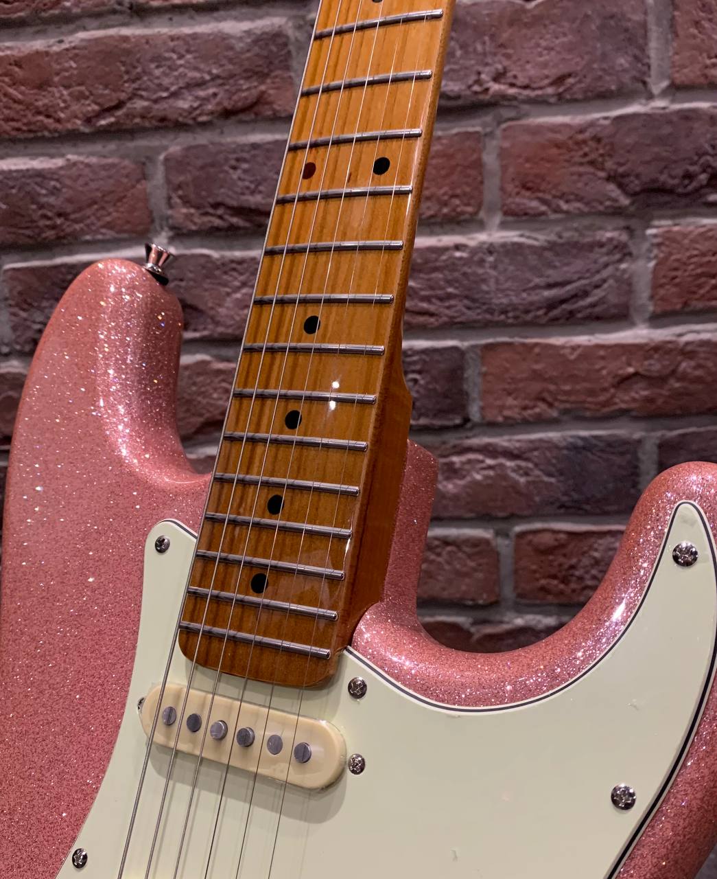 Электрогитара-Процессор Smiger Stratocaster PK (8 Звучаний) - изображение 5