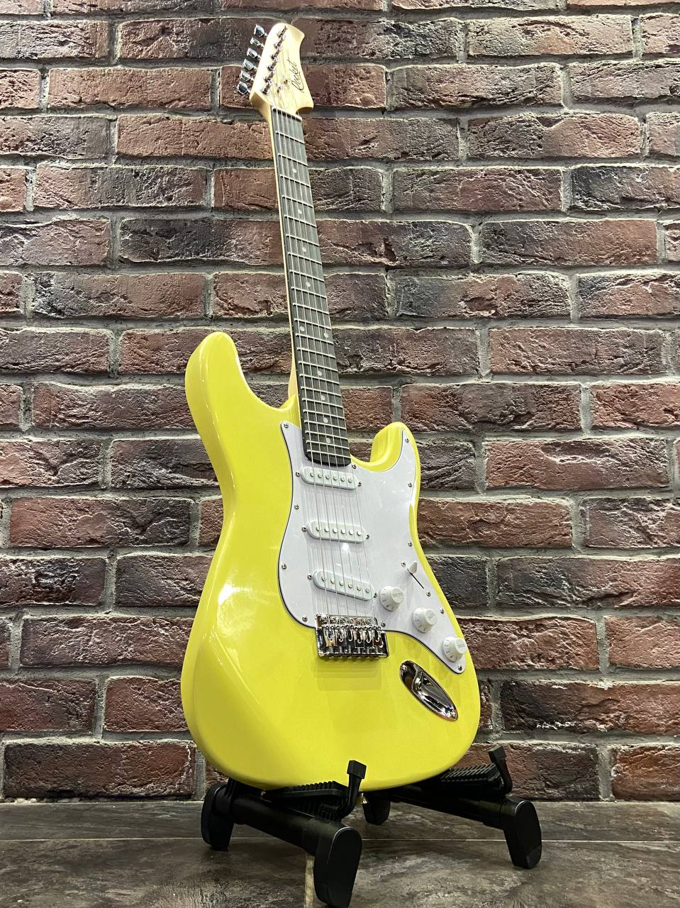 Электрогитара для Начинающих Stratocaster Yellow Edition  - изображение 9