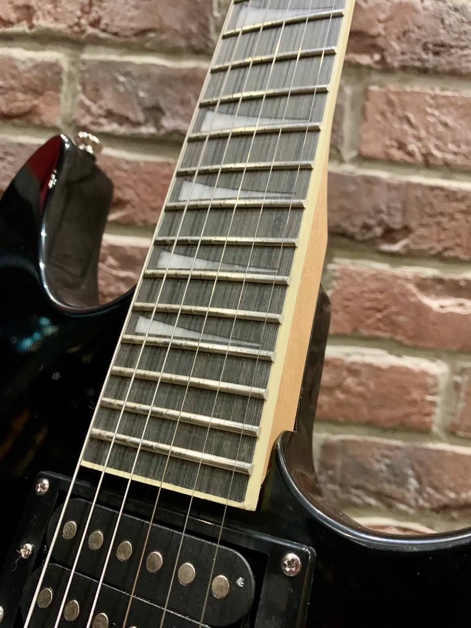 Электрогитара HHS с Floyd Rose - изображение 5