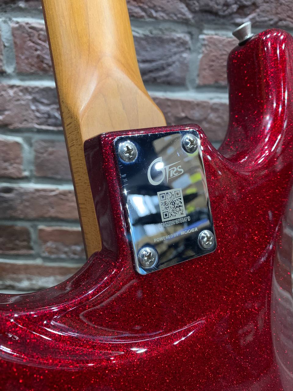 Электрогитара-Процессор GTRS Professional P801 Cherry-M - изображение 7
