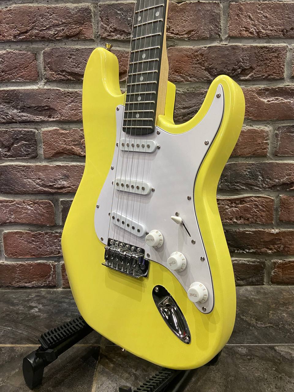 Электрогитара Stratocaster с Мощным Комбиком (полный комплект) - изображение 6