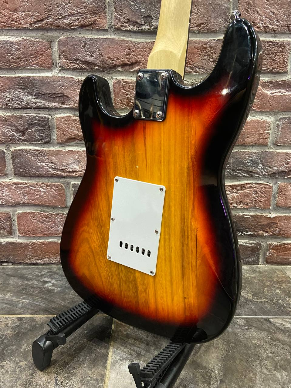 Электрогитара Stratocaster для Начинающих - изображение 2