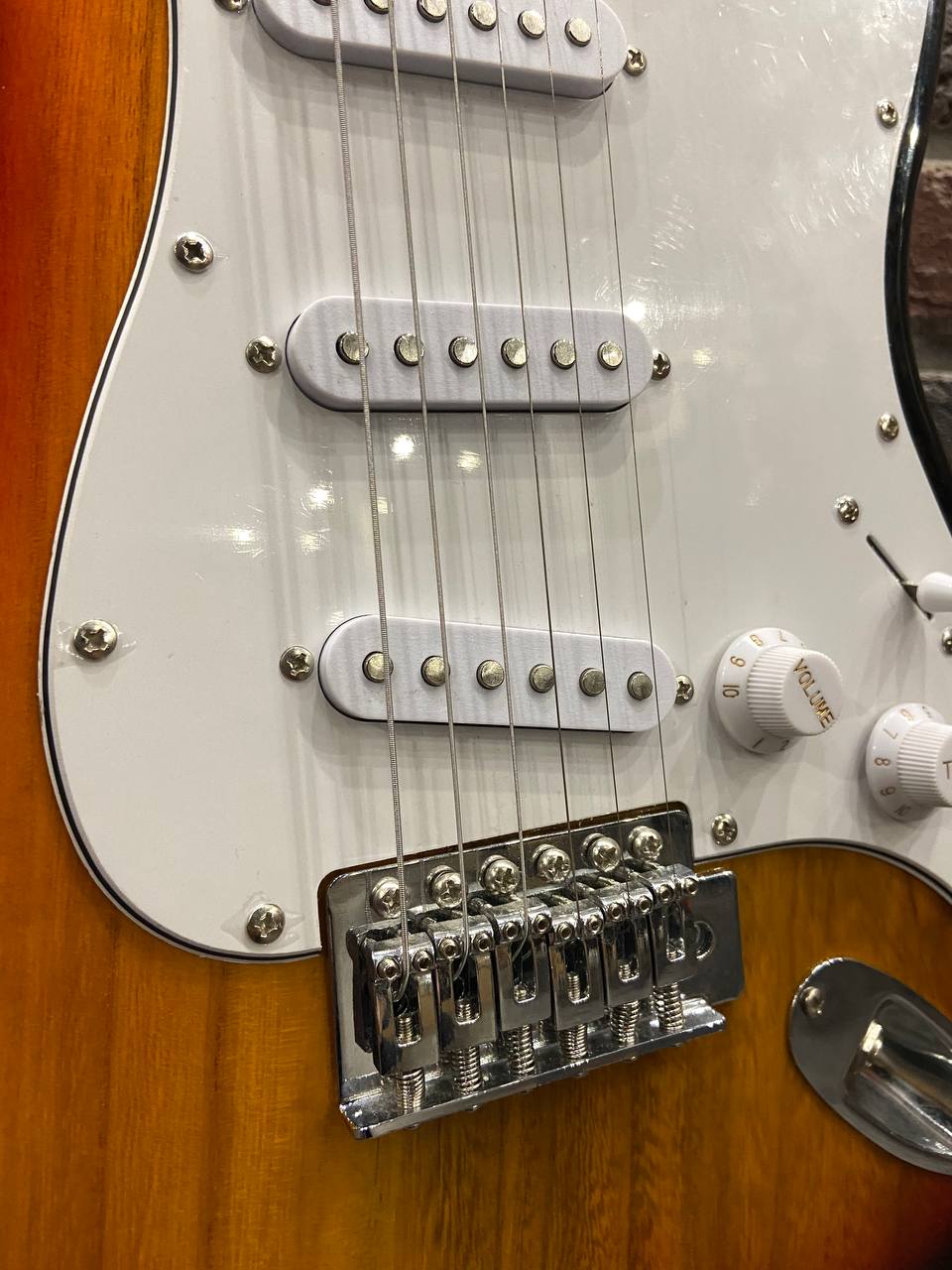 Электрогитара Stratocaster для Начинающих - изображение 3