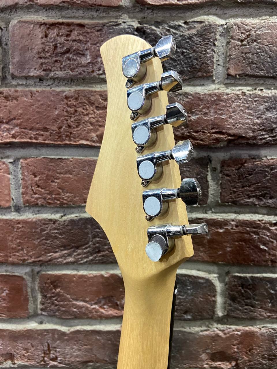 Электрогитара Stratocaster для Начинающих - изображение 5