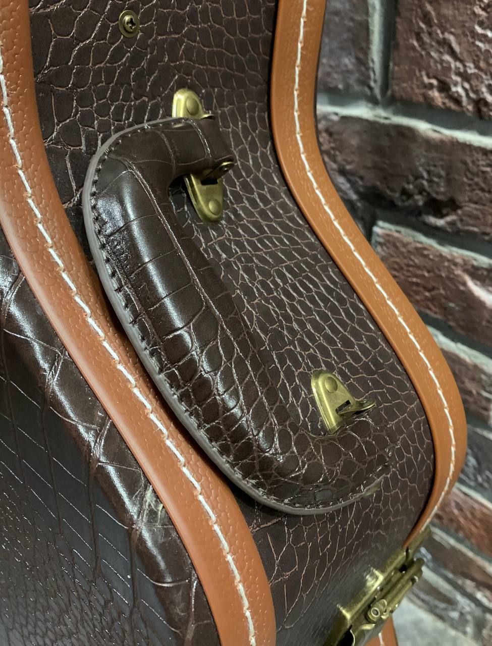 Жёсткий Кейс для Акустической Гитары Crocodile Vintage - изображение 9