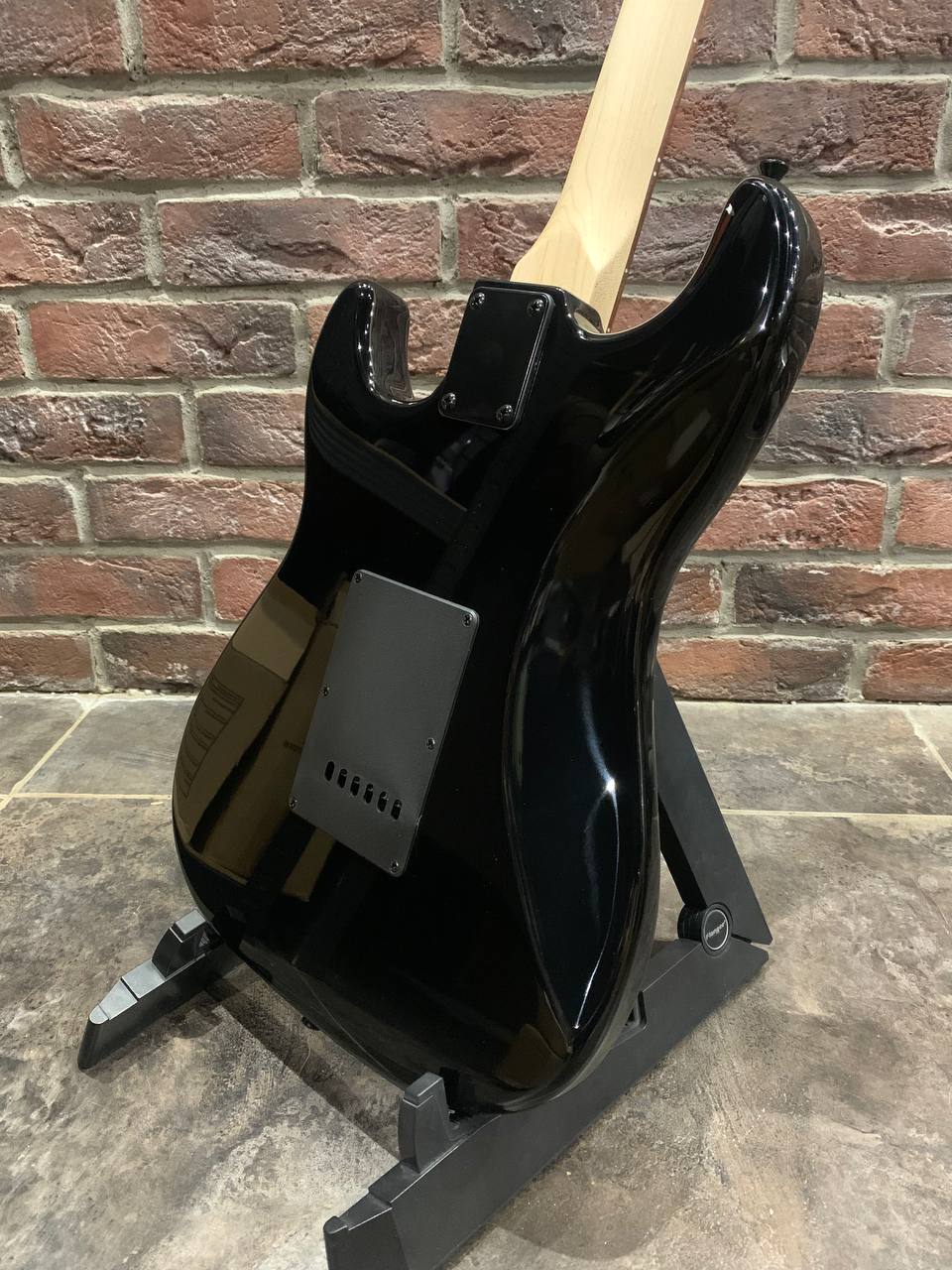 Электрогитара Stratocaster HH Black Gloss - изображение 3