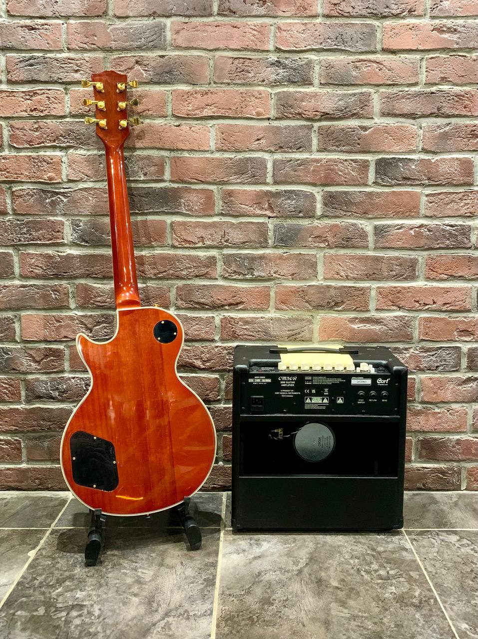 Электрогитара Aion EMG LP + Комбик Cort 30 ват (комплект) - изображение 2