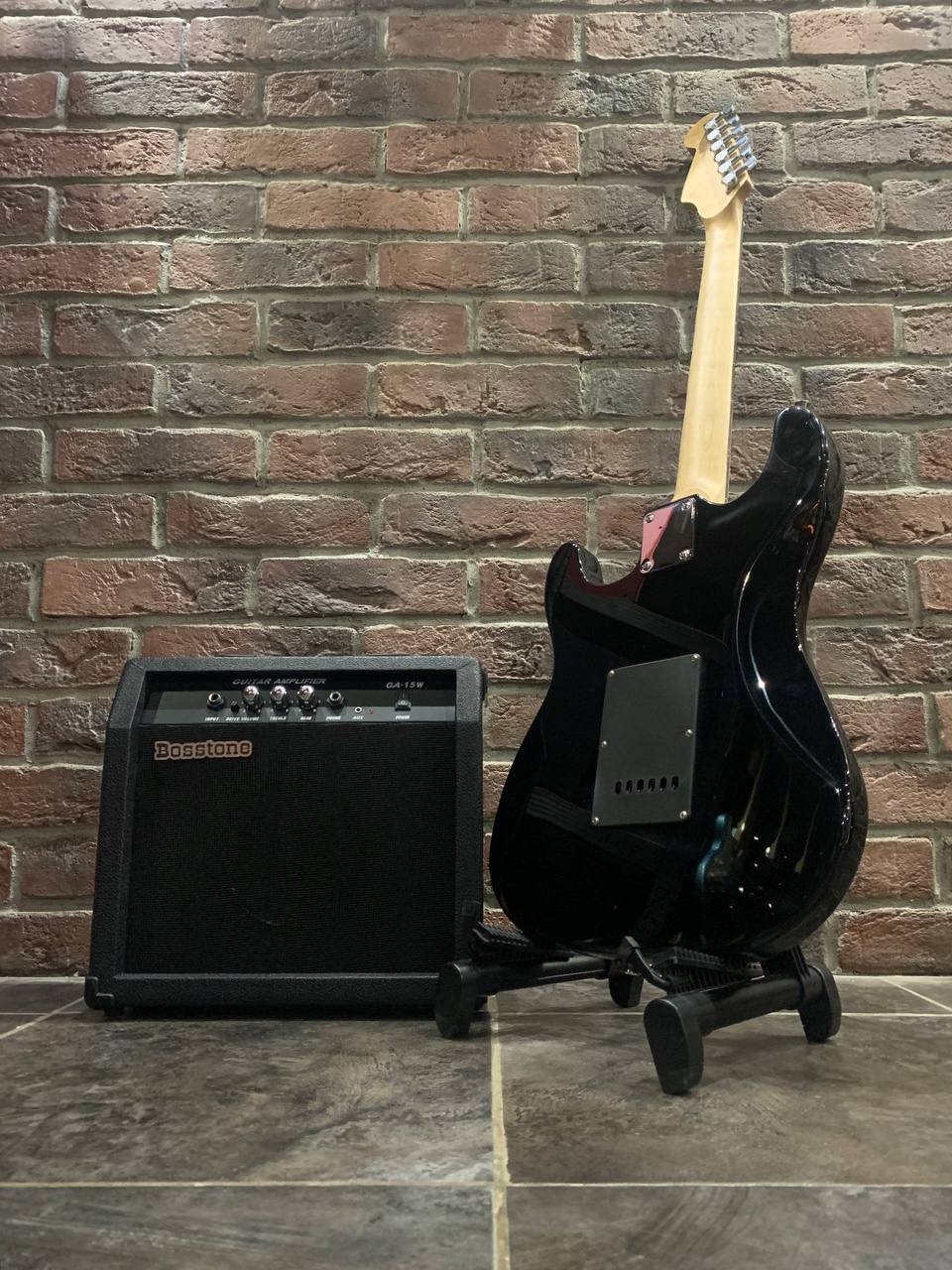 Электрогитара под Fender Black Series + Мощный Комбик (комплект) - изображение 2