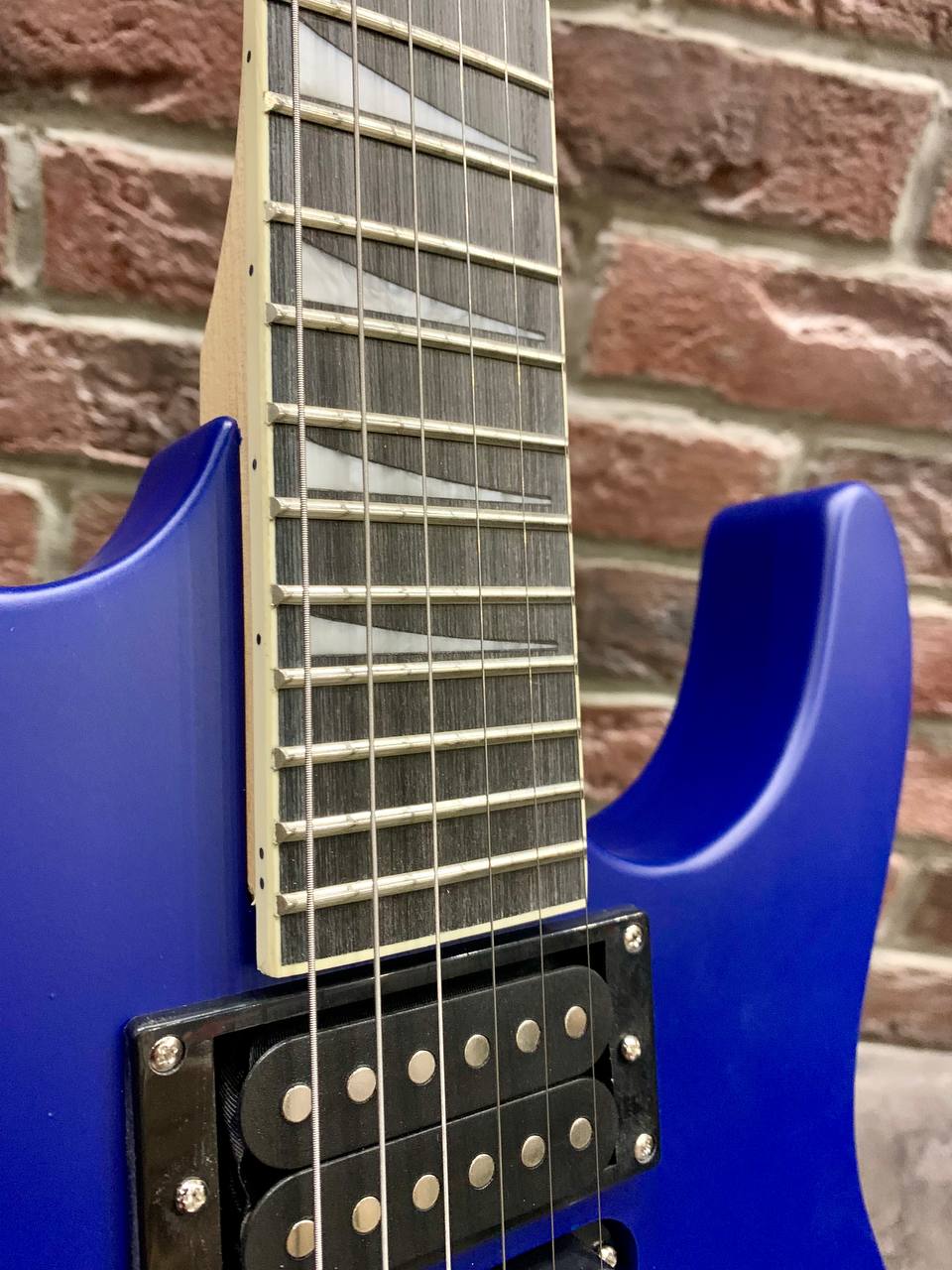 Электрогитара HHS с Floyd Rose - изображение 3
