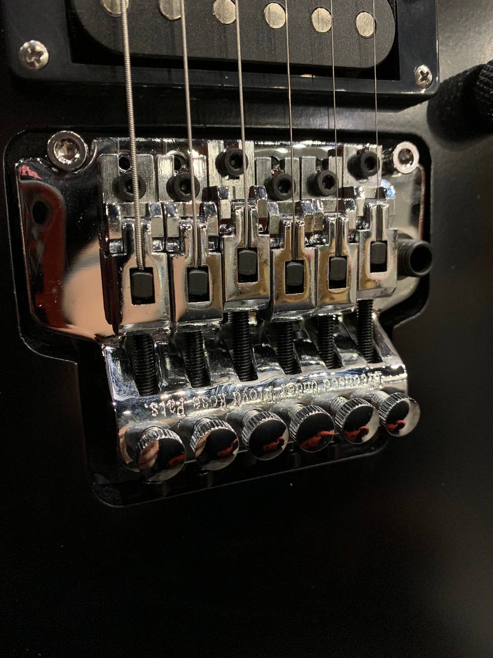 Электрогитара с Floyd Rose HSH + Стильный Комбик 15 ват (комплект) - изображение 5