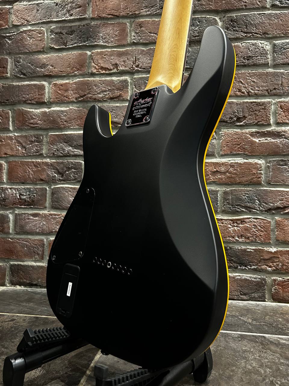 Электрогитара Schecter Demon 8 Mate Black - изображение 2