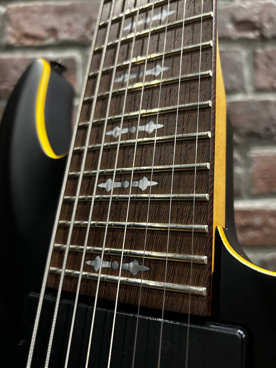 Электрогитара Schecter Demon 8 Mate Black - изображение 3