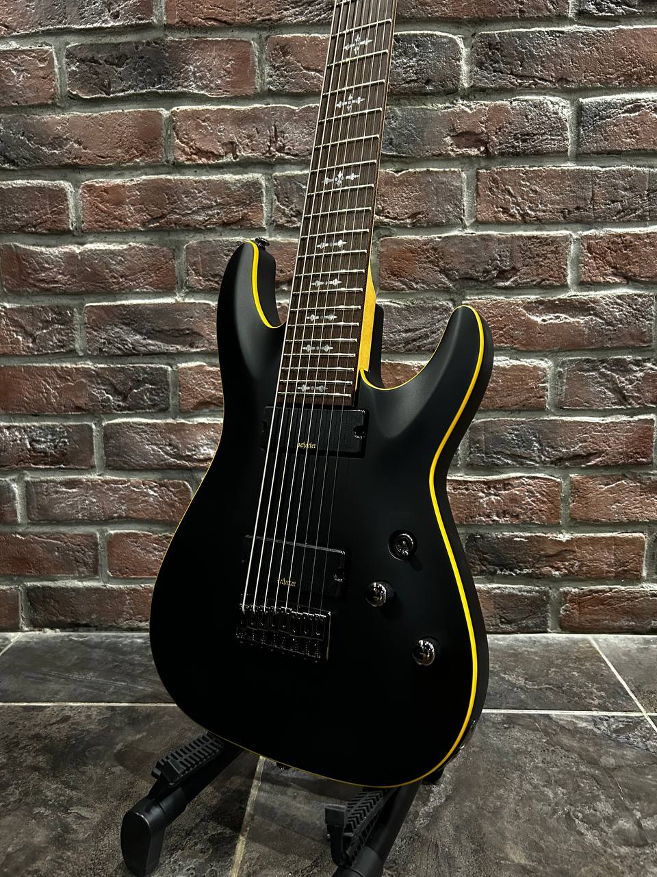 Электрогитара Schecter Demon 8 Mate Black - изображение 6