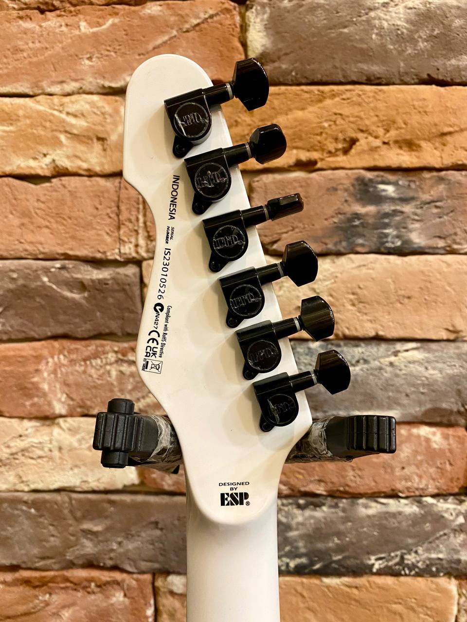 Электрогитара ESP LTD TE-200 SW (Индонезия) - изображение 7