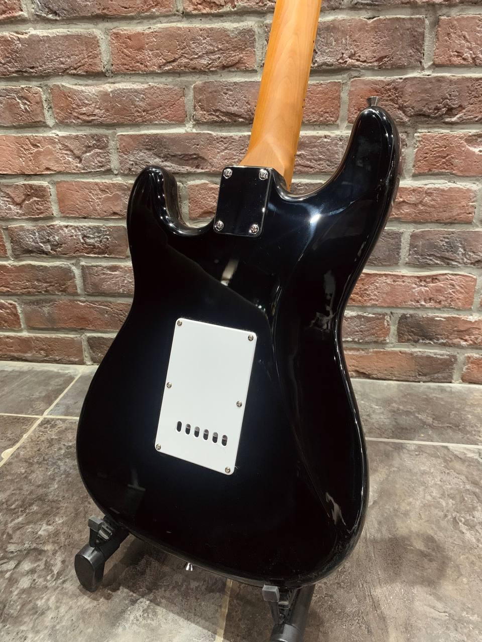Электрогитара BT Stratocaster HH BKS - изображение 2