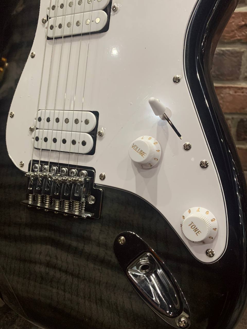 Электрогитара BT Stratocaster HH BKS - изображение 4