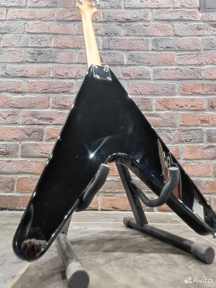 Электрогитара Flying V  - изображение 3