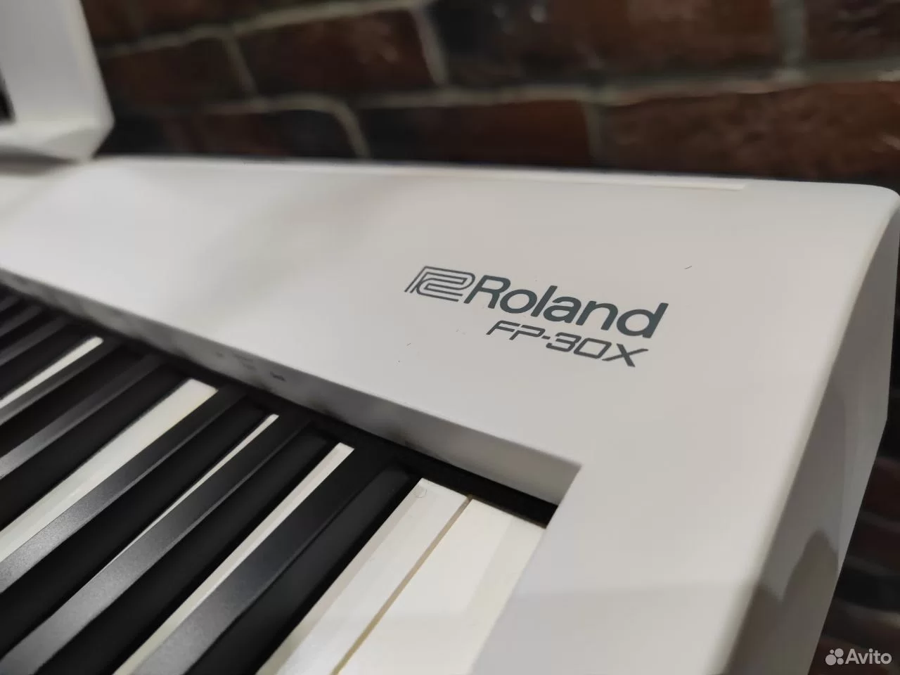 Цифровое Пианино Roland FP-30X WH + Стойка - изображение 6