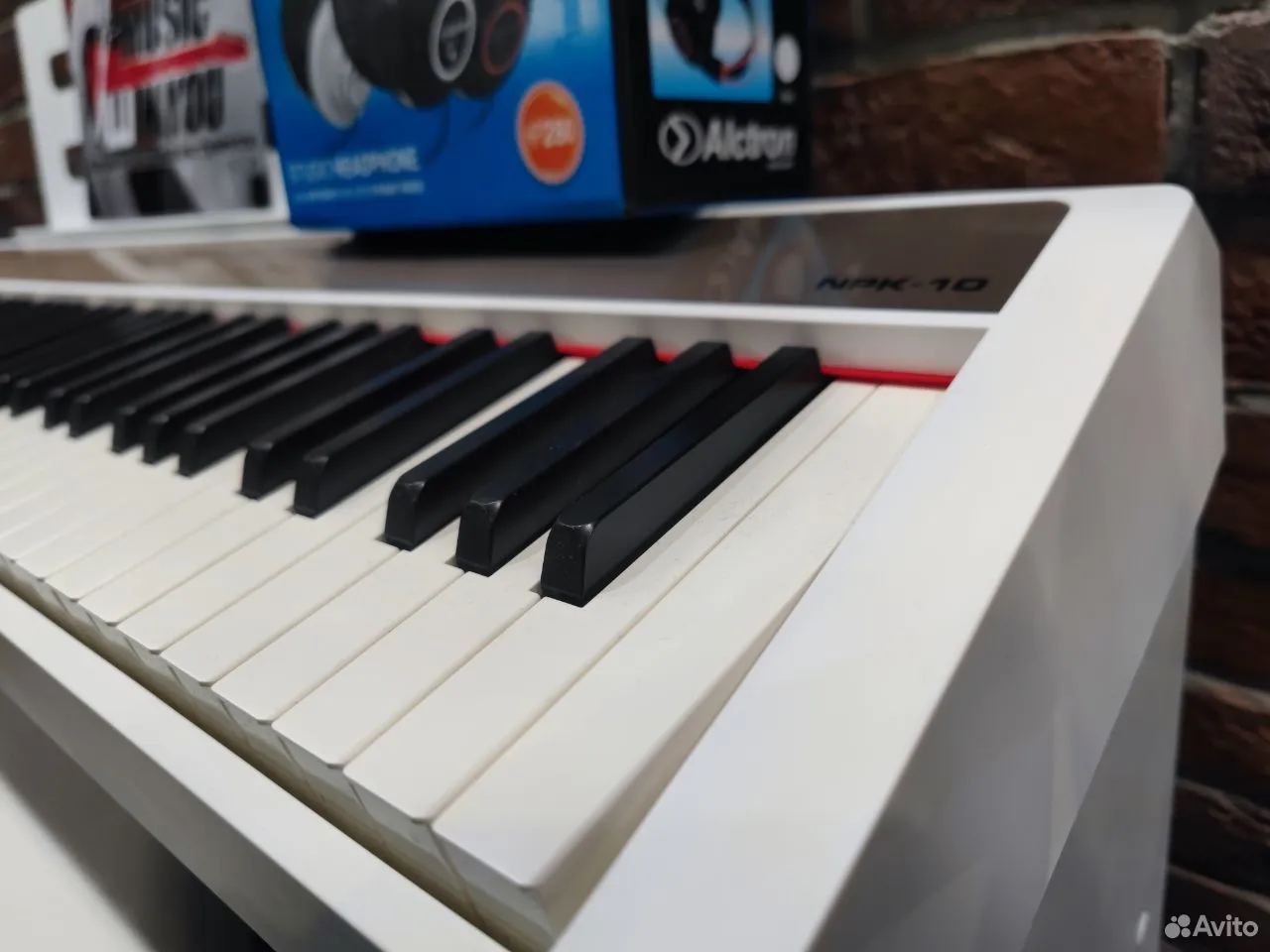 Цифровое Пианино NUX NPK-10 + Рояльная Банкетка + Наушники (комплект) - изображение 5