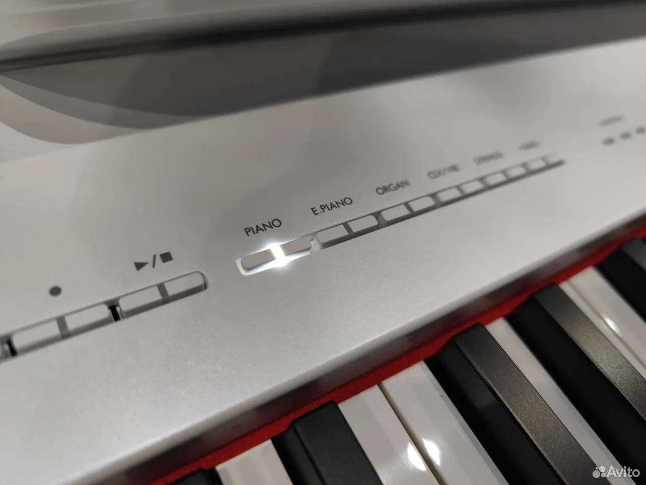 Цифровое Пианино Yamaha P-225 WH - изображение 9