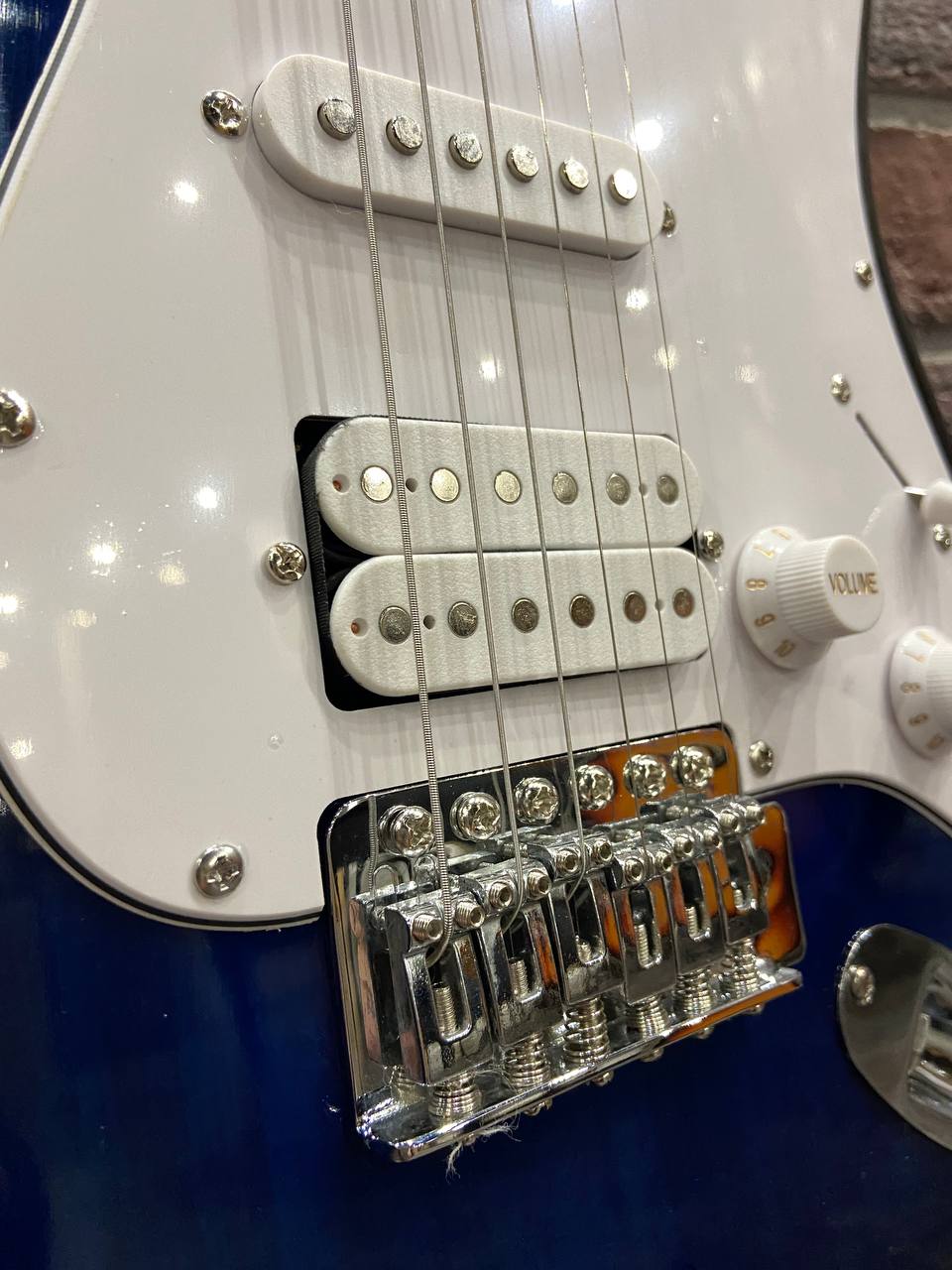 Электрогитара Stratocaster HSS - изображение 3