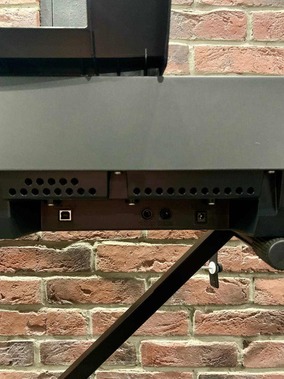Цифровое Пианино Yamaha P-45 (комплект) - изображение 8