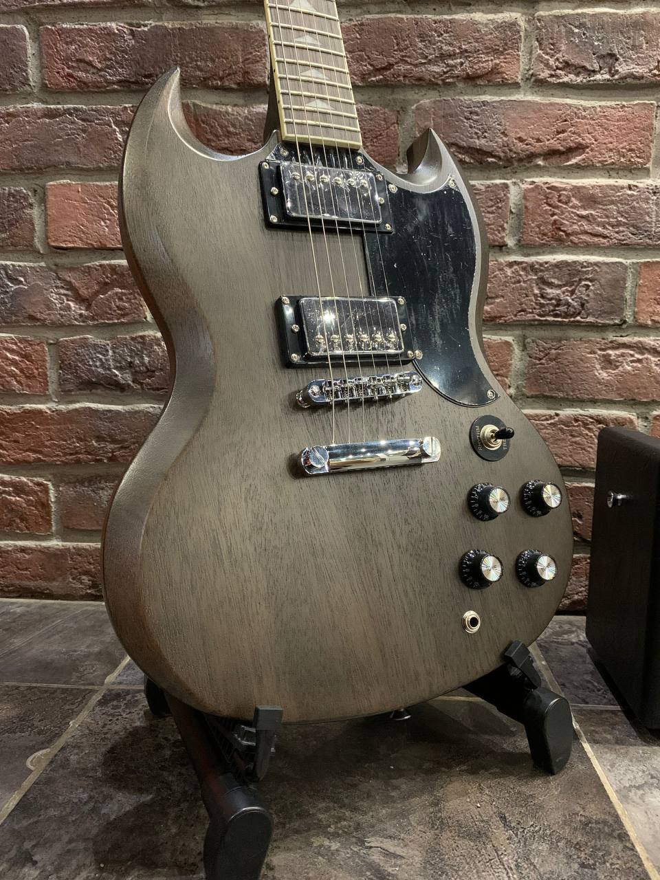 Электрогитара Prodipe Viper SG + Портативный Комбик NUX с Эффектами (комплект) - изображение 3