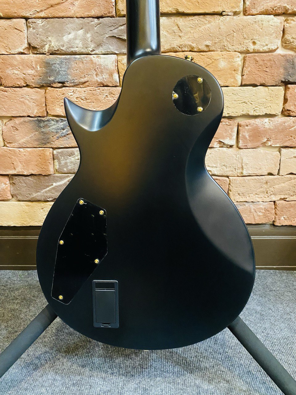 Электрогитара Harley Benton SC-Custom Plus EMG VBK (Индонезия) - изображение 2