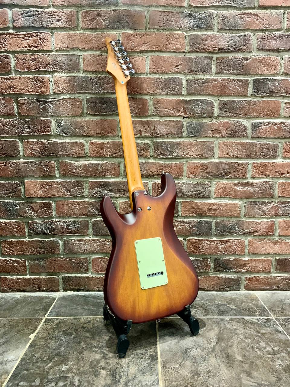 Электрогитара EART YMX-SG3 Brown Sunburst - изображение 10